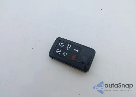 2013 Volvo Xc60 3.2 Premier из США, поврежденный, VIN YV4940DL4D2446966